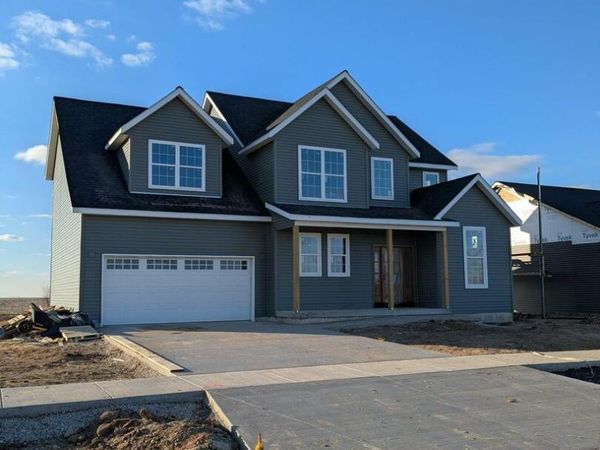 675 S Regulators Street, Creston, IL 60113