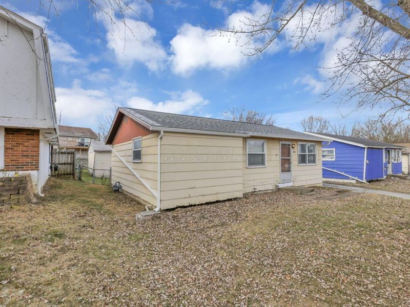 1641 Greenville Road, Columbus, OH 43223 Photo 3