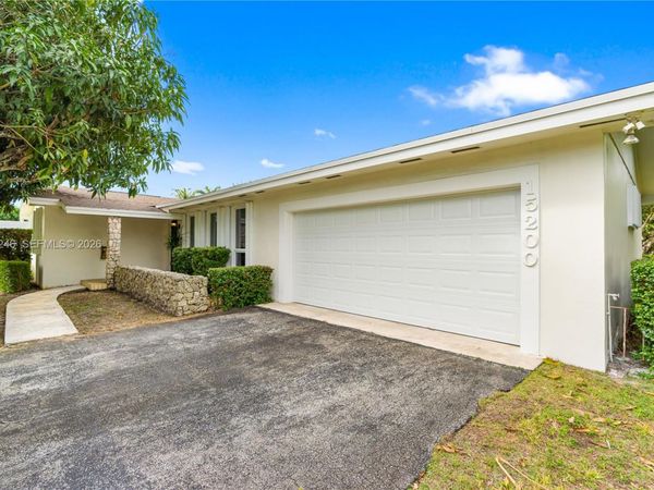 15200 SW 84th Ave , Palmetto Bay, FL 33157