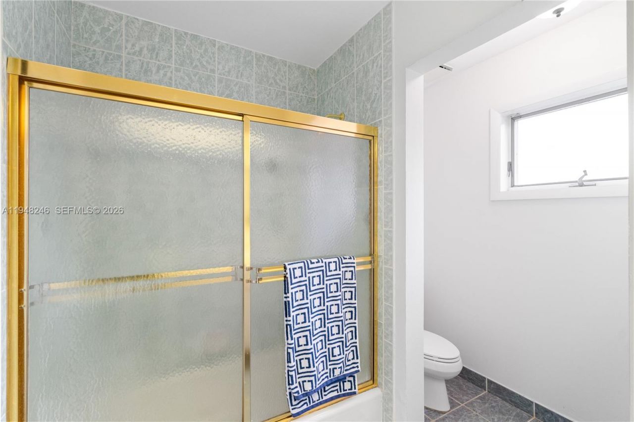 15200 SW 84th Ave , Palmetto Bay, FL 33157 Photo