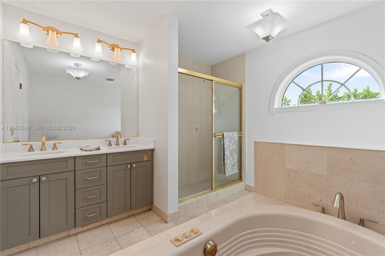 15200 SW 84th Ave , Palmetto Bay, FL 33157 Photo