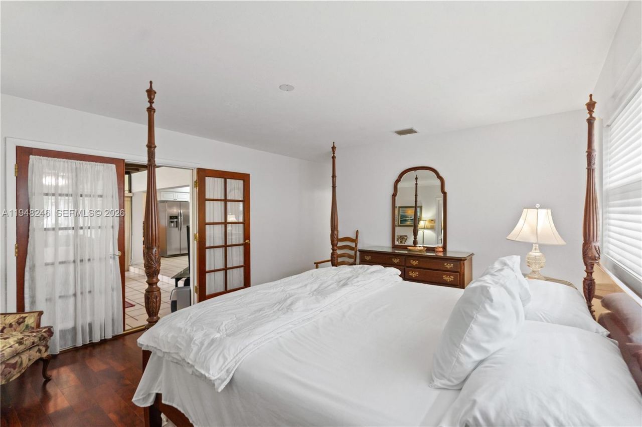 15200 SW 84th Ave , Palmetto Bay, FL 33157 Photo