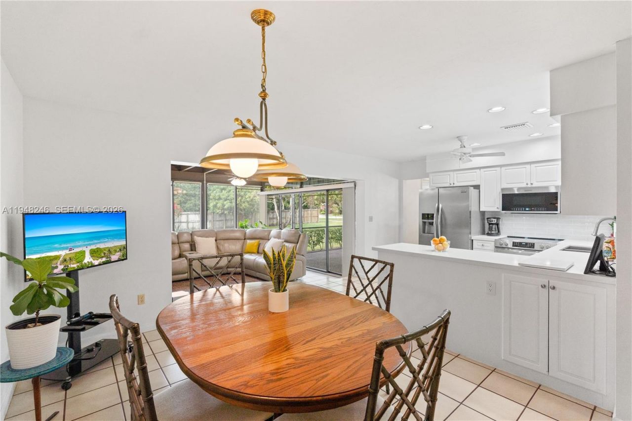 15200 SW 84th Ave , Palmetto Bay, FL 33157 Photo