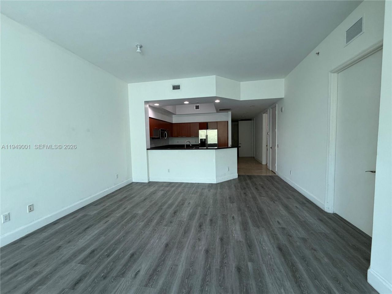 14951 Royal Oaks Ln, Unit 106, North Miami, FL 33181 Photo