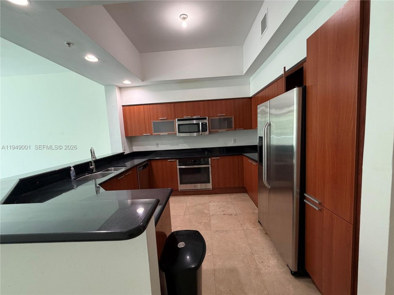 14951 Royal Oaks Ln, Unit 106, North Miami, FL 33181 Photo