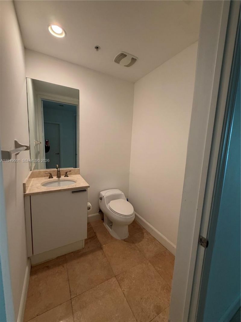 14951 Royal Oaks Ln, Unit 106, North Miami, FL 33181 Photo