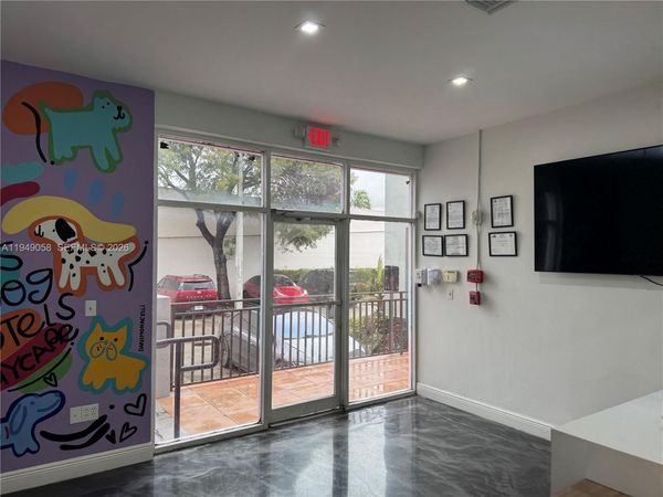 8347 NW 36th St , Doral, FL 33166