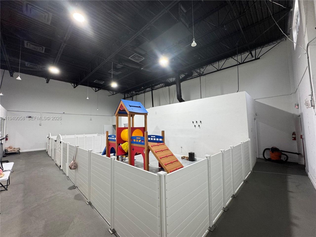 8347 NW 36th St , Doral, FL 33166 Photo