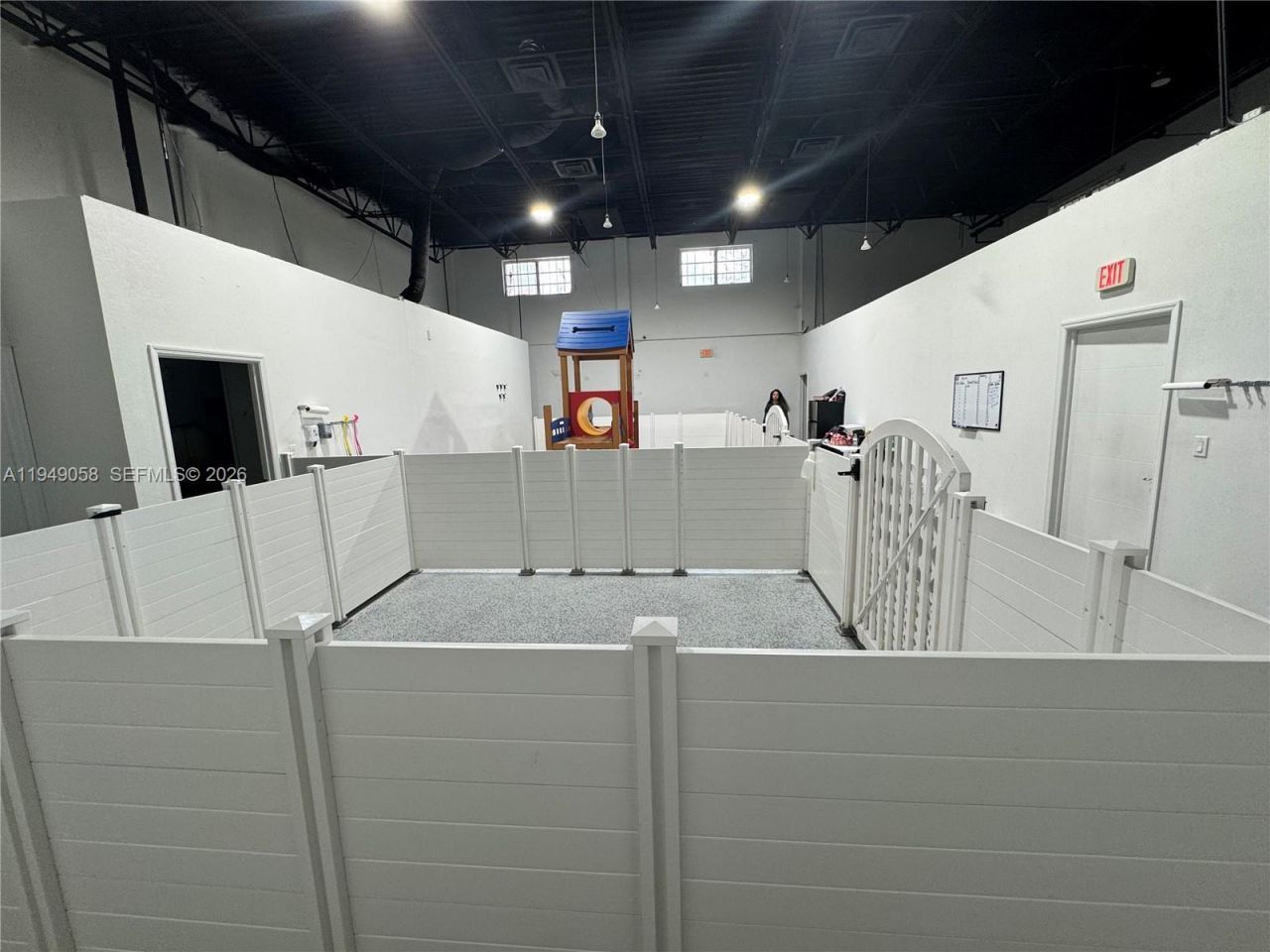 8347 NW 36th St , Doral, FL 33166 Photo