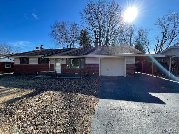 102 Linda Drive, Fairview Heights, IL 62208