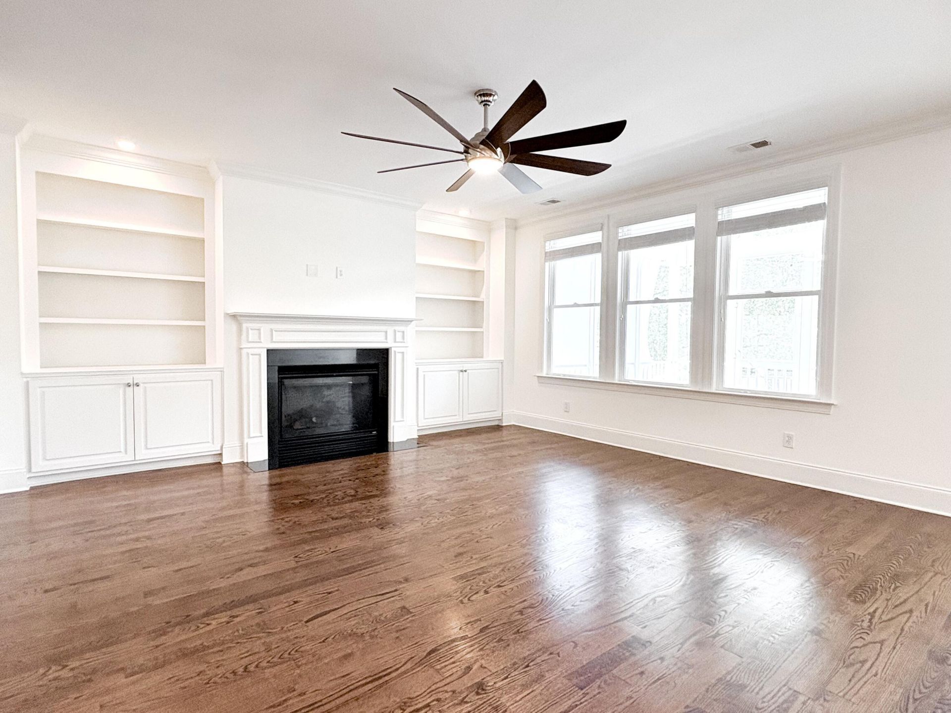 4066 Blackmoor Street Photo 16