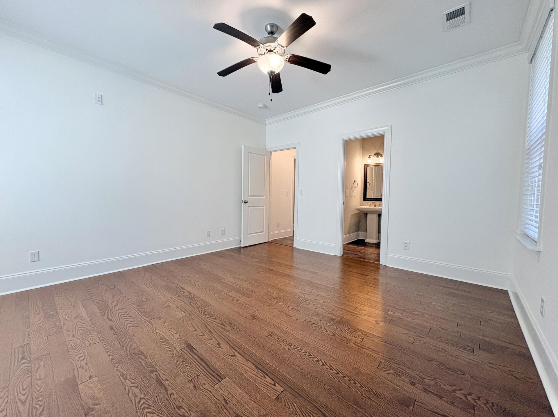 4066 Blackmoor Street Photo 27
