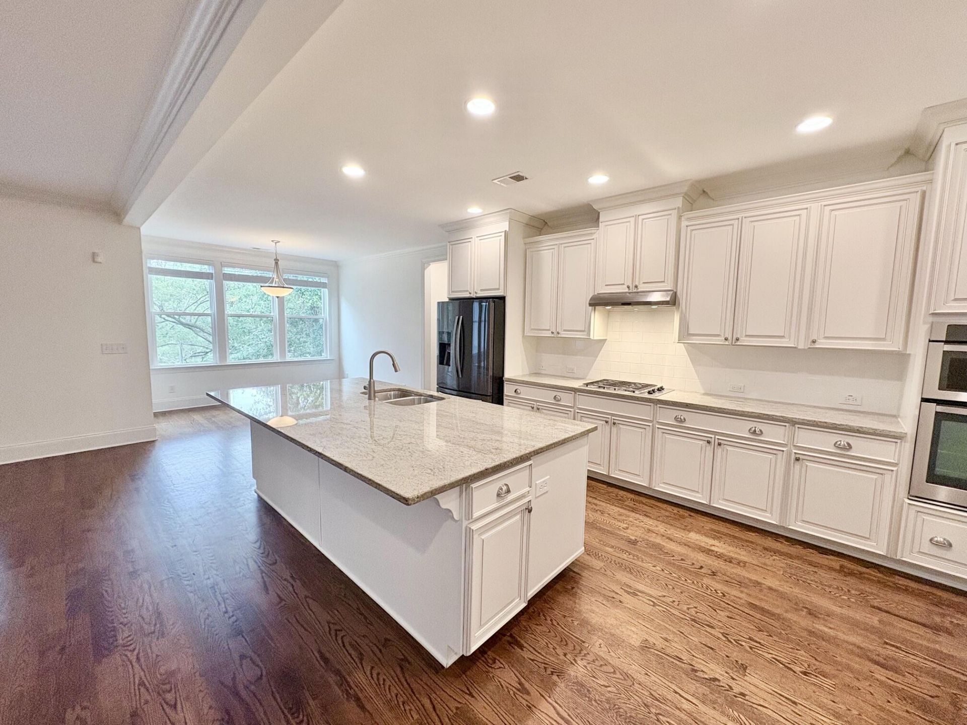 4066 Blackmoor Street Photo 27