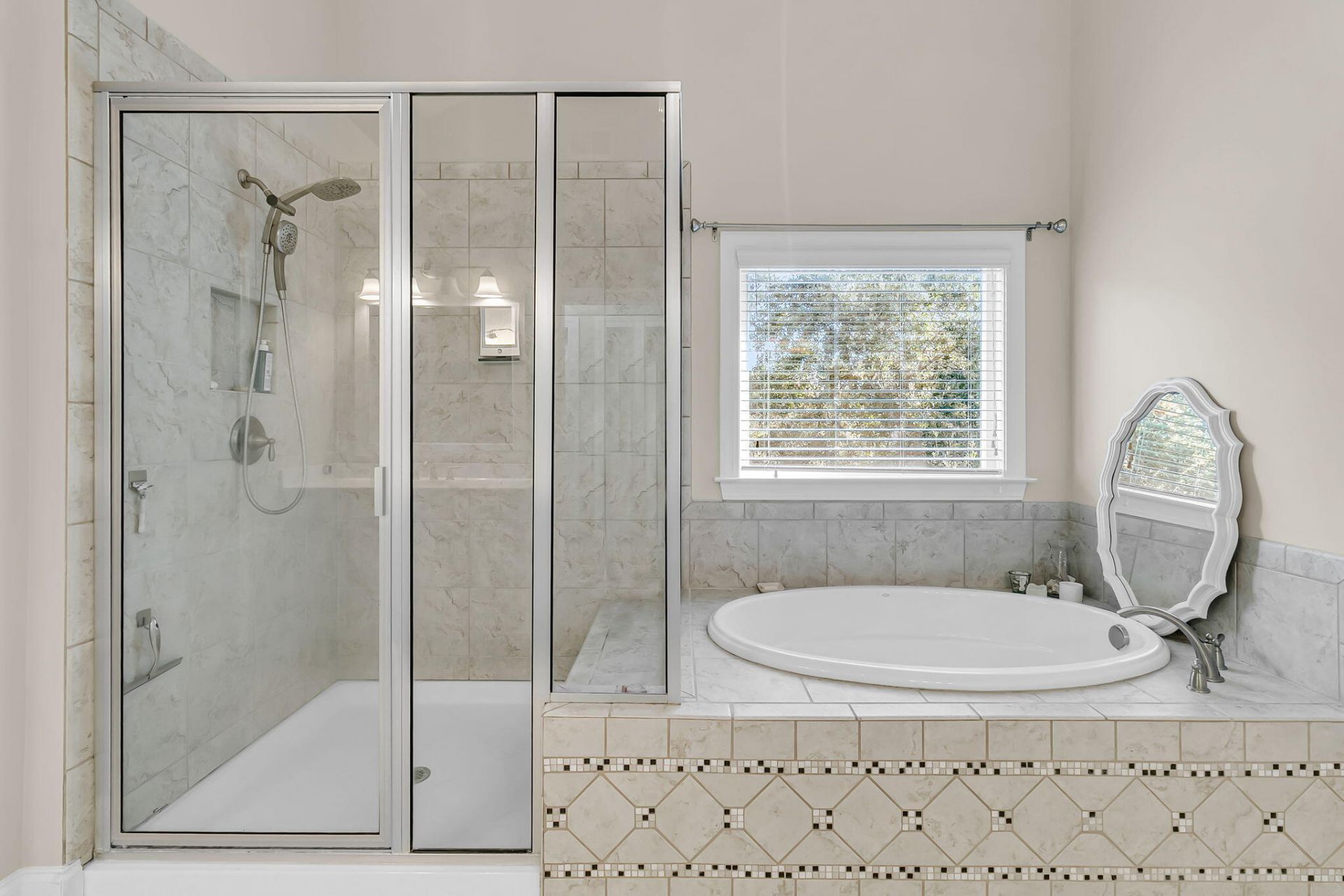 4066 Blackmoor Street Photo 30