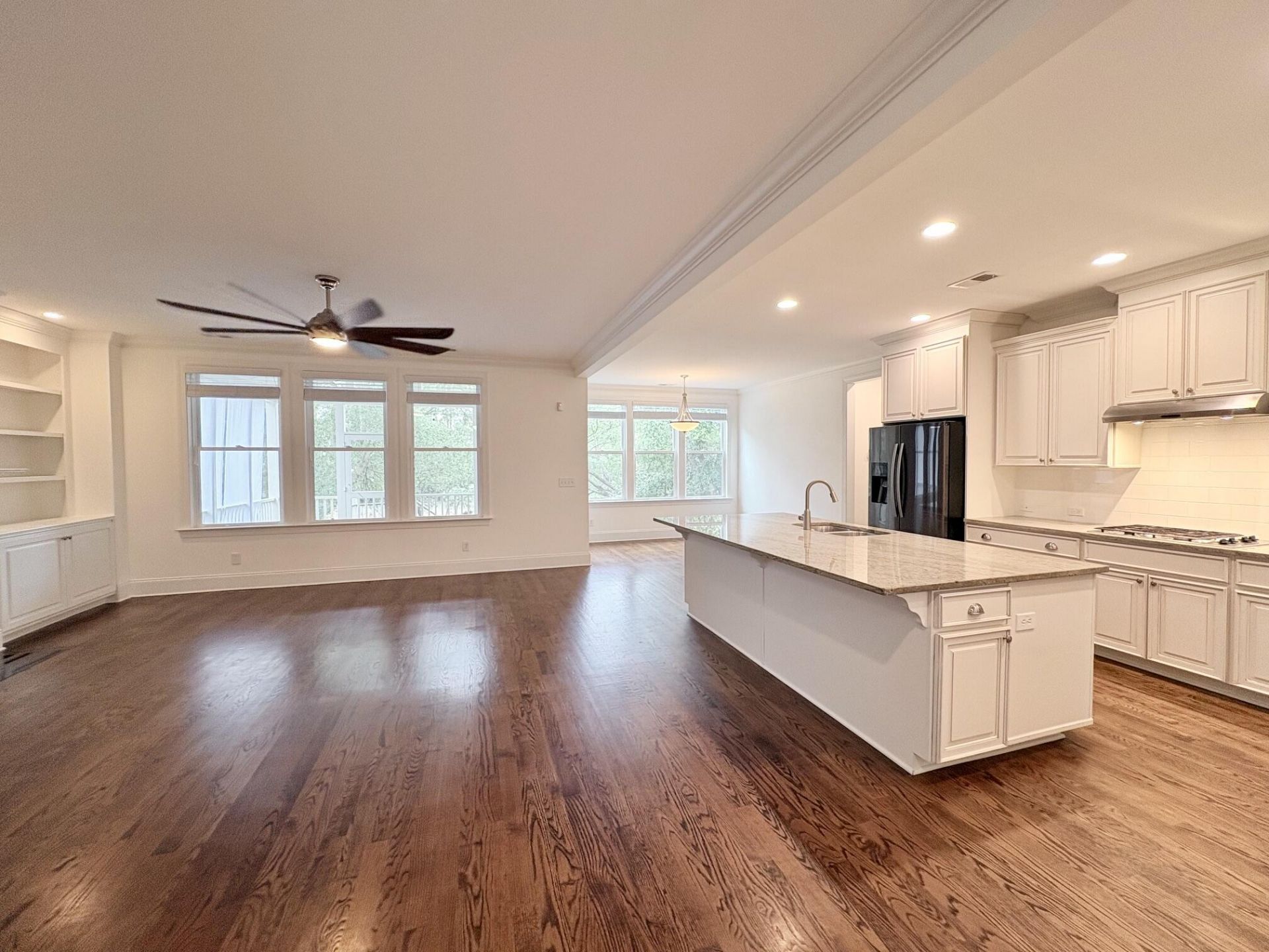 4066 Blackmoor Street Photo 30