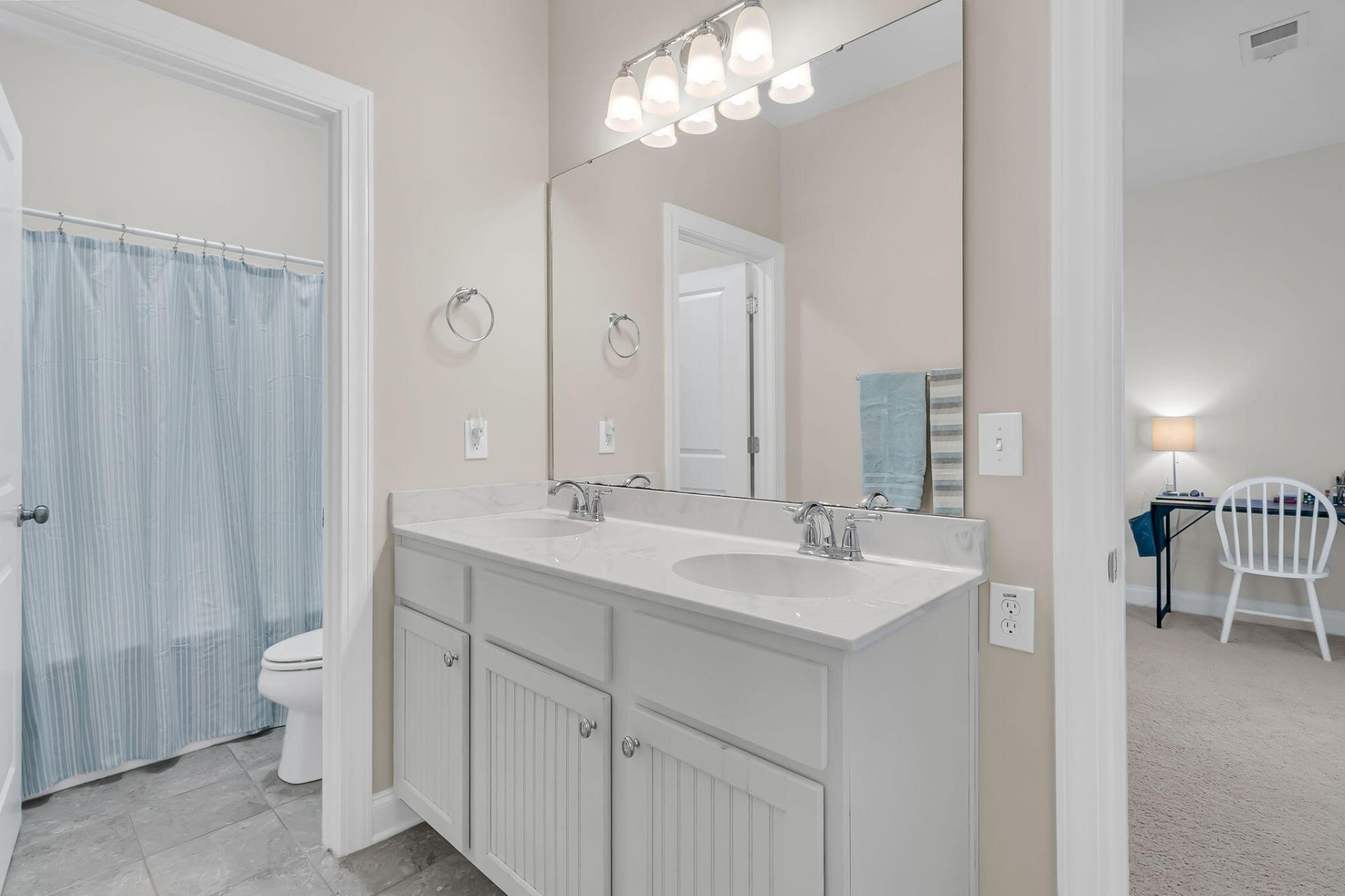 4066 Blackmoor Street Photo 36