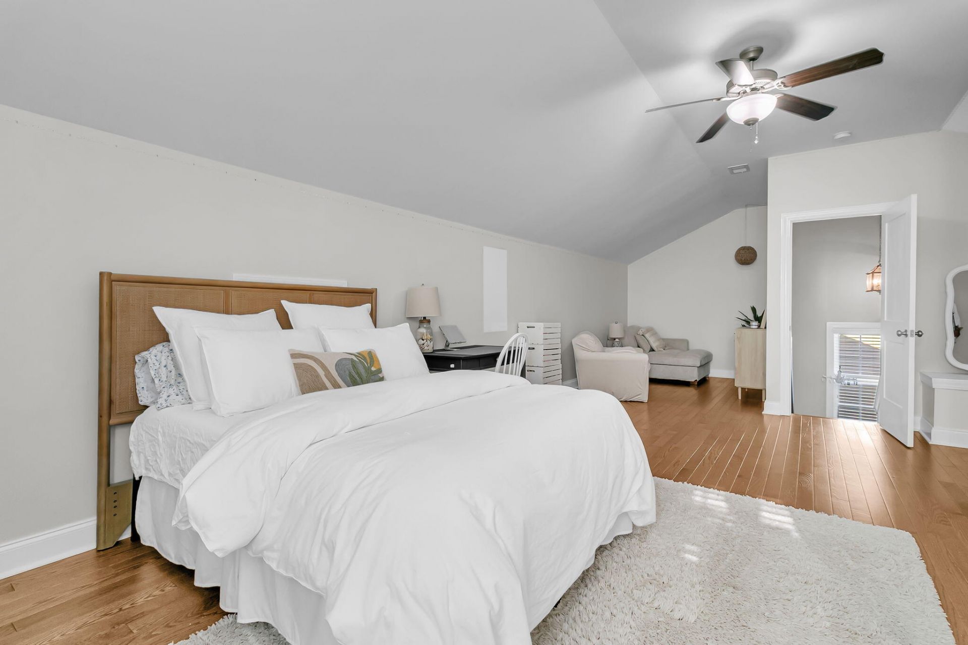 4066 Blackmoor Street Photo 43