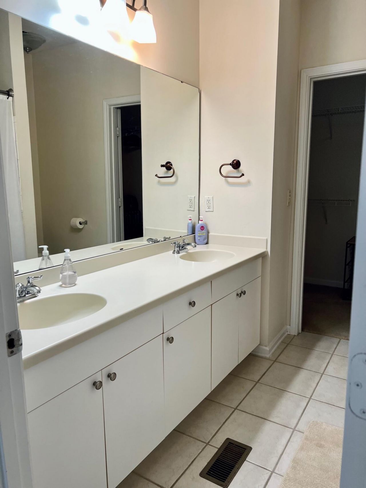 130 River Landing Drive Photo 14