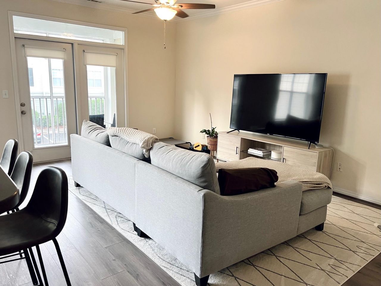 130 River Landing Drive Photo 5