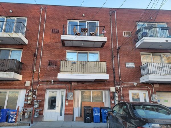 204 Beach 102nd Street, Rockaway Park, NY 11694