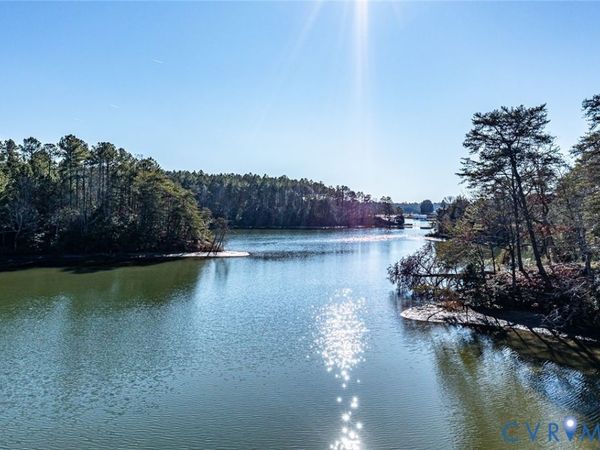 76 Otter Drive, Lancaster, VA 22503