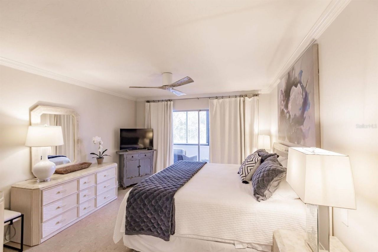 1055 W Peppertree Drive, Unit 206AA, Sarasota, FL 34242 Photo