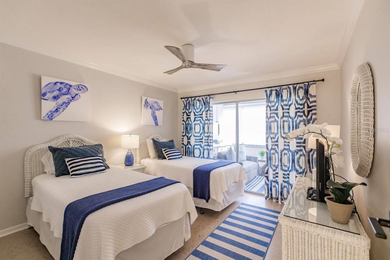 1055 W Peppertree Drive, Unit 206AA, Sarasota, FL 34242 Photo