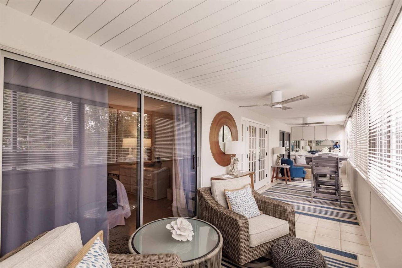 1055 W Peppertree Drive, Unit 206AA, Sarasota, FL 34242 Photo