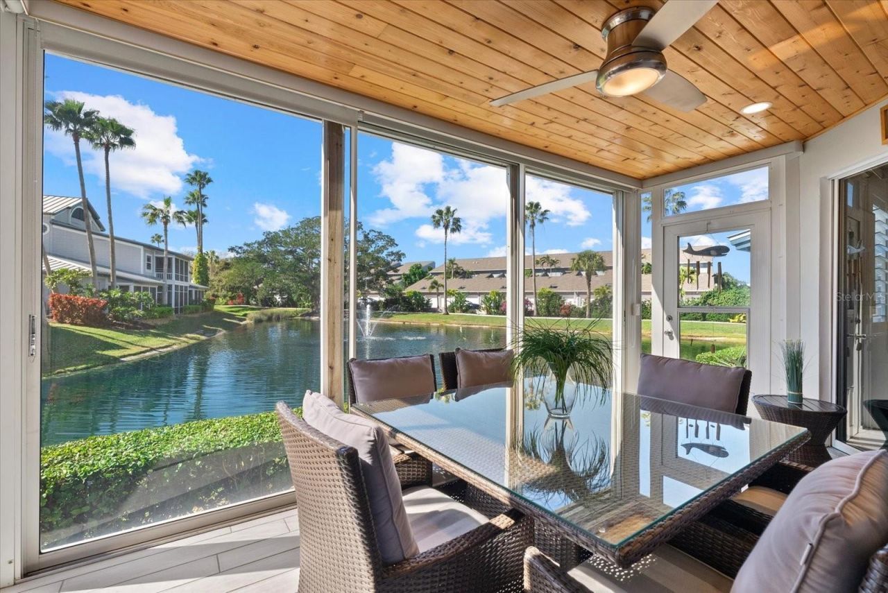 1313 Siesta Bayside Drive, Unit 1313D, Sarasota, FL 34242 Photo