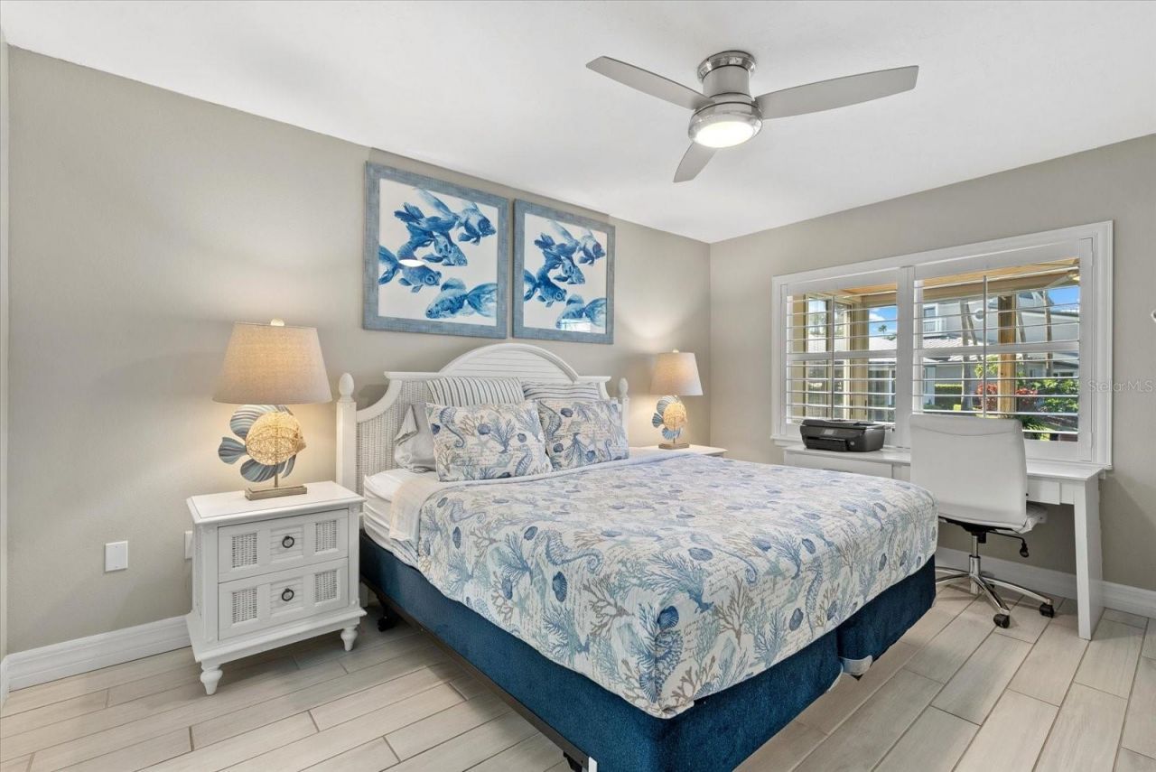 1313 Siesta Bayside Drive, Unit 1313D, Sarasota, FL 34242 Photo