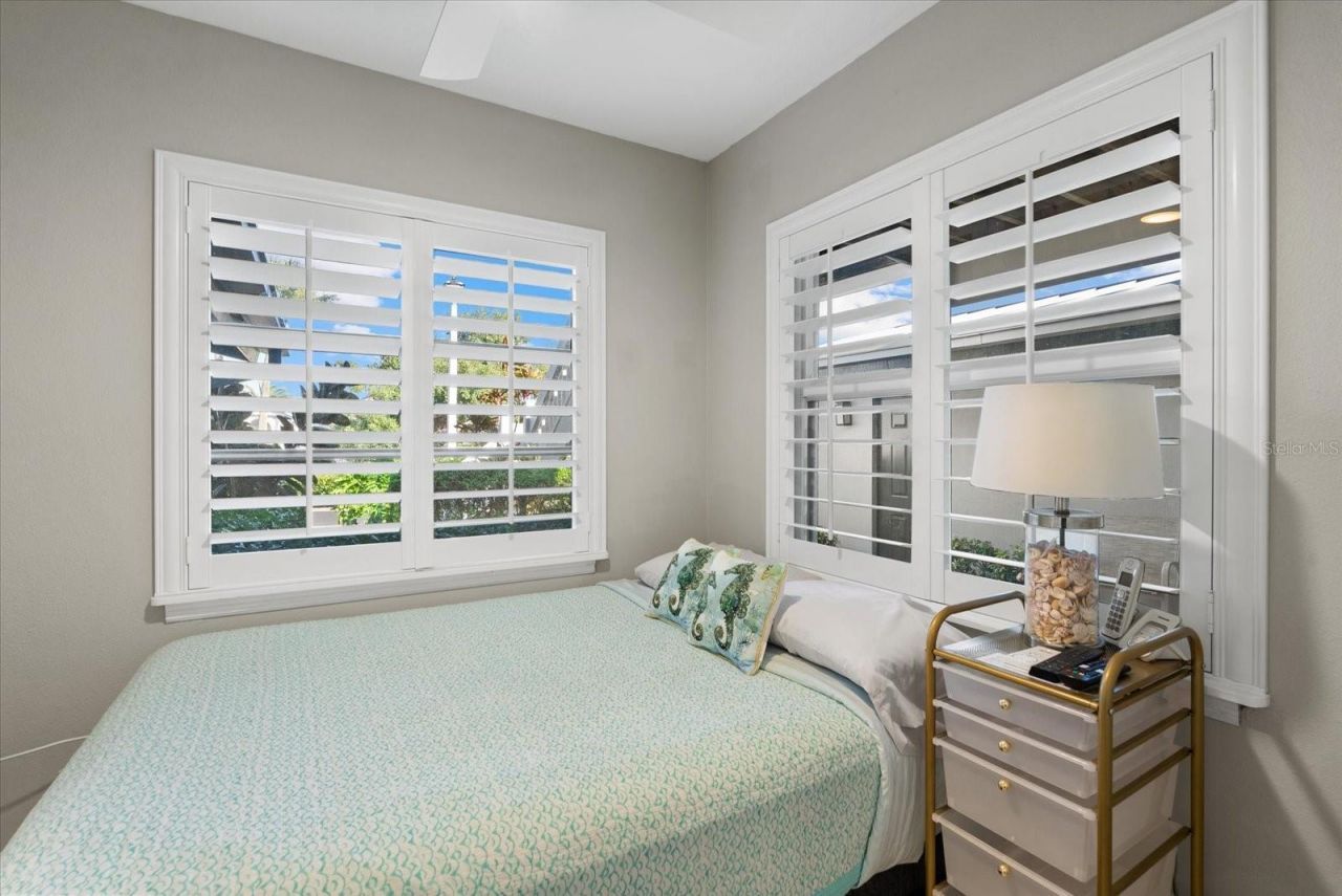 1313 Siesta Bayside Drive, Unit 1313D, Sarasota, FL 34242 Photo