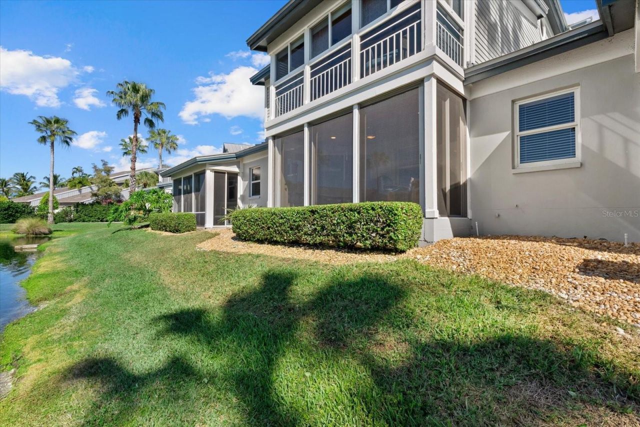 1313 Siesta Bayside Drive, Unit 1313D, Sarasota, FL 34242 Photo