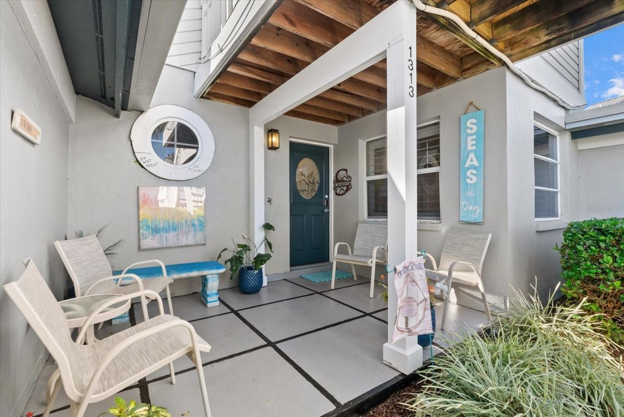 1313 Siesta Bayside Drive, Unit 1313D, Sarasota, FL 34242 Photo