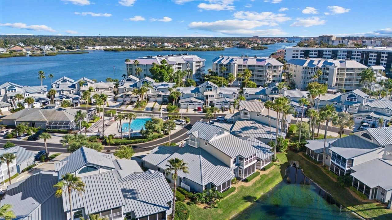 1313 Siesta Bayside Drive, Unit 1313D, Sarasota, FL 34242 Photo