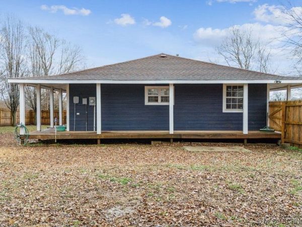 396 Cherokee Lane , Bluejacket, OK 74333