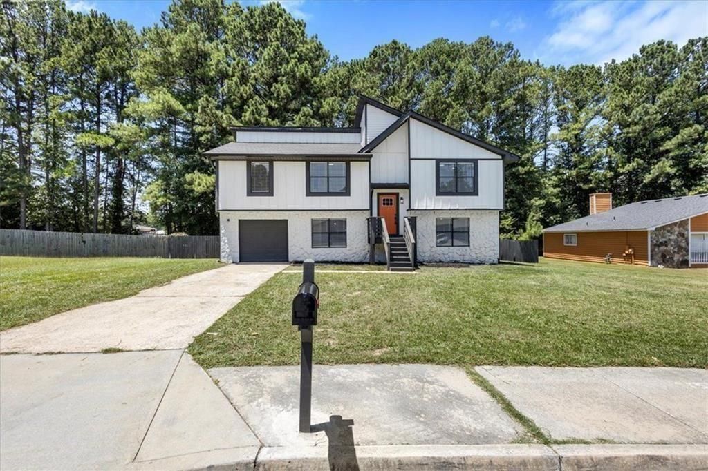 6685 Greenbower Lane, College Park, GA 30349 Main Photo
