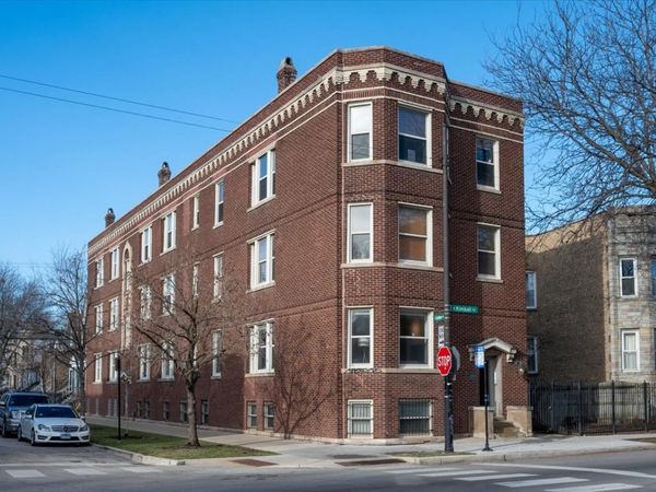 2300 N Kimball Avenue, Unit 1, Chicago, IL 60647