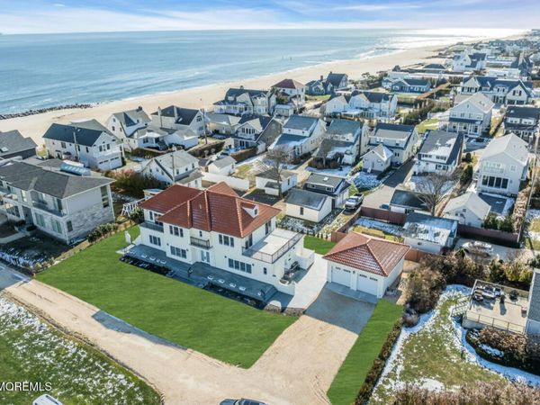 1 Private Drive, Elberon, NJ 07740