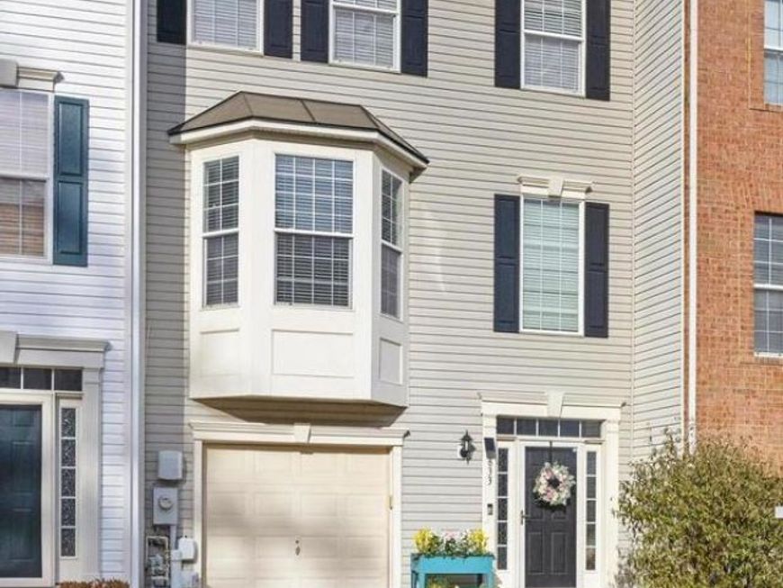 833 Patuxent Run Circle, Odenton, MD 21113 Main Photo