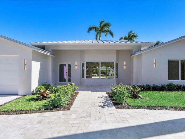 1240 NE 27th Way, Pompano Beach, FL 33062