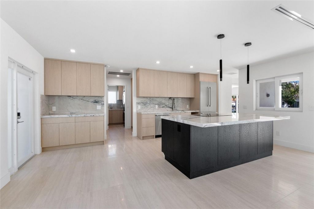 1240 NE 27th Way, Pompano Beach, FL 33062 Photo