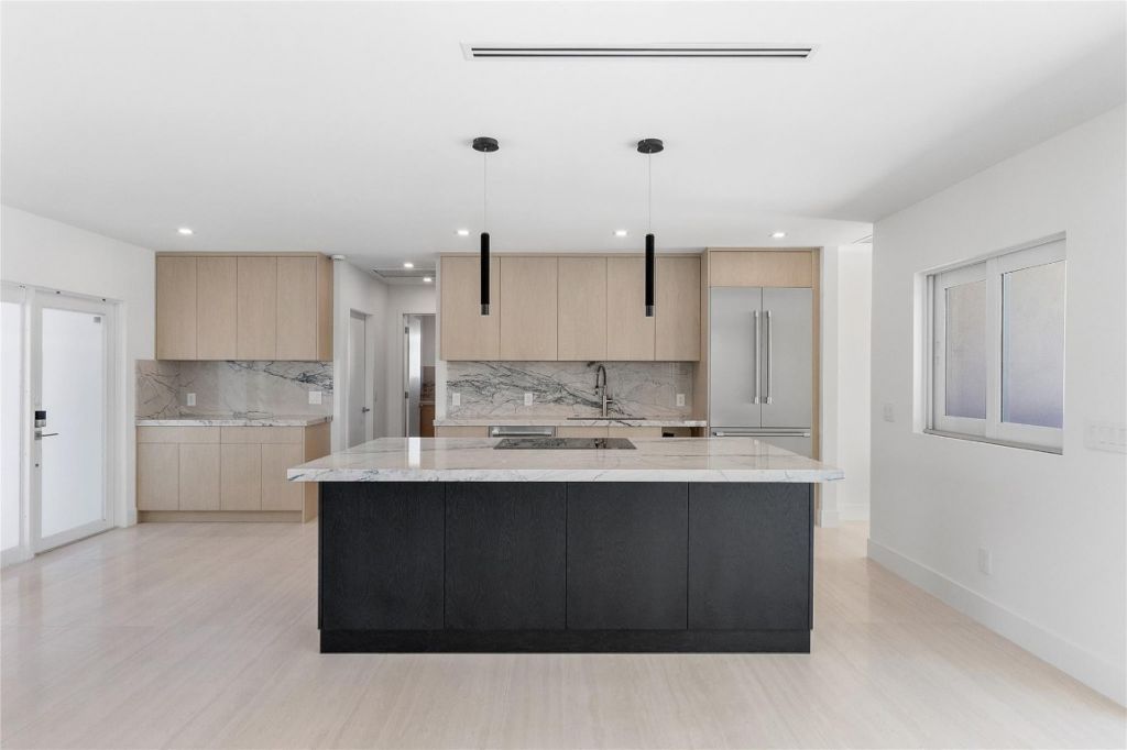 1240 NE 27th Way, Pompano Beach, FL 33062 Photo