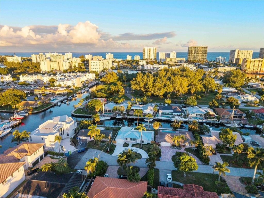 1240 NE 27th Way, Pompano Beach, FL 33062 Photo