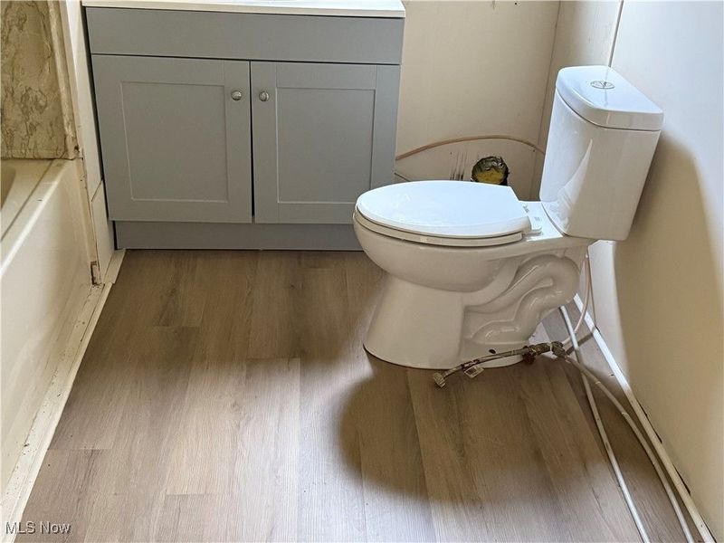 201 Pear Street, Unit LOT 31, Bethesda, OH 43719 Photo 2