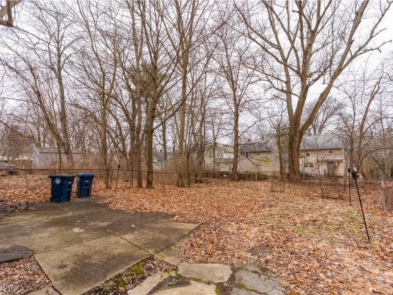 416 Bacon Avenue, Akron, OH 44320 Photo 4