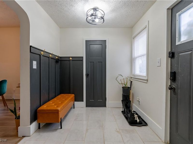 416 Bacon Avenue, Akron, OH 44320 Photo 6