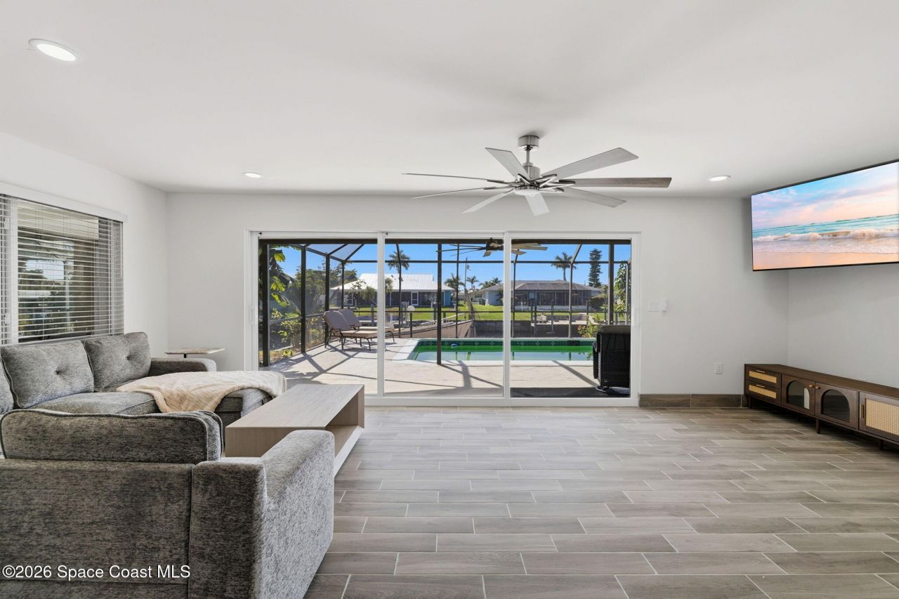 1636 SE 39th Street, Cape Coral, FL 33904 Photo