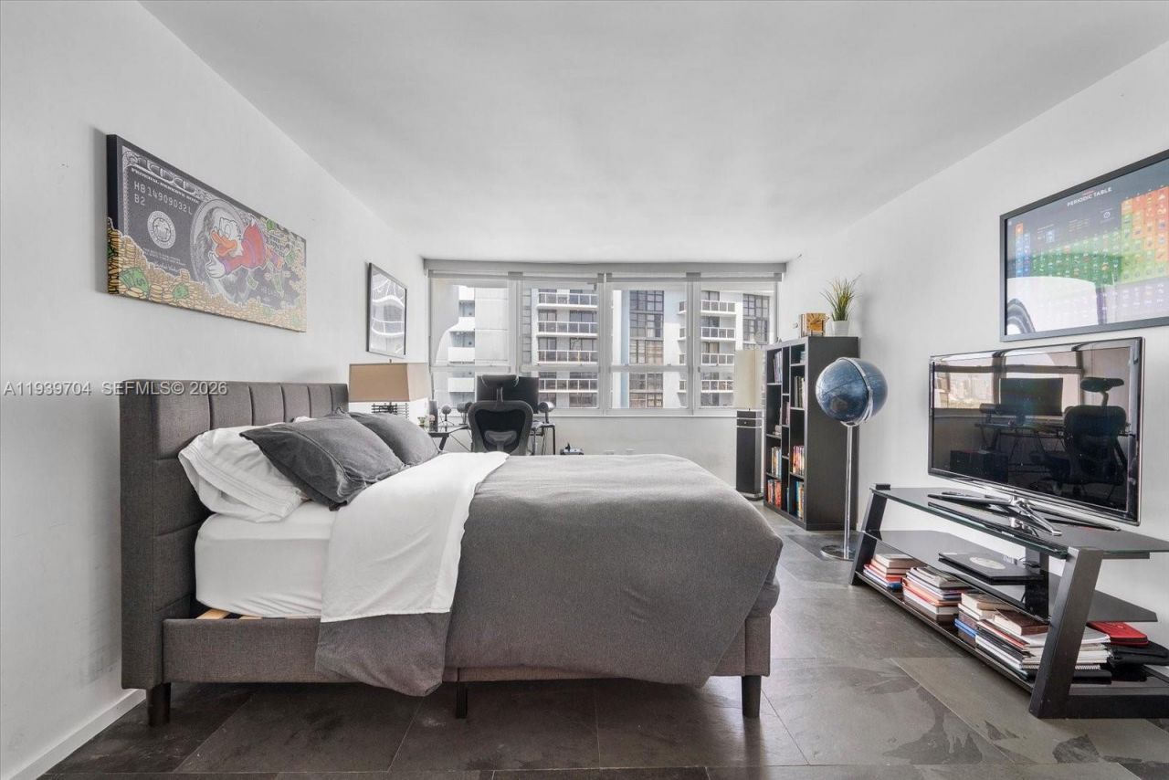 11 Island Ave, Unit 2107, Miami Beach, FL 33139 Photo