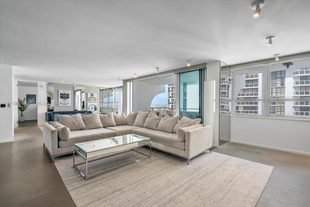 11 Island Ave, Unit 2107, Miami Beach, FL 33139 Photo