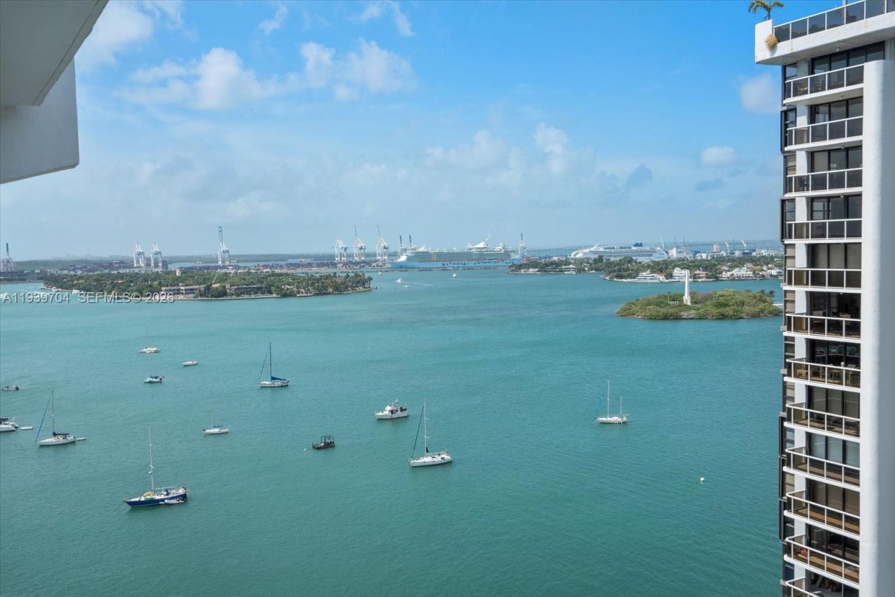 11 Island Ave, Unit 2107, Miami Beach, FL 33139 Photo